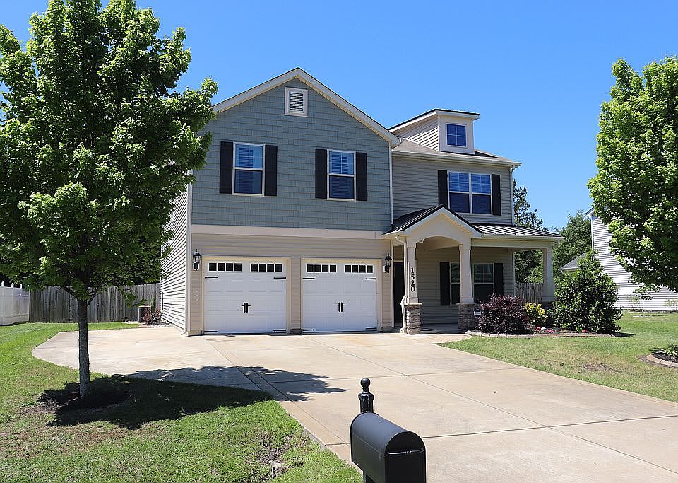 1520 Dulles w parking pad