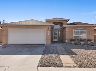 10239 Country Meadows Dr NW, Albuquerque, NM 87114