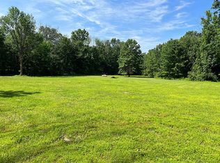 621 Sandt Rd, Pen Argyl, PA 18072