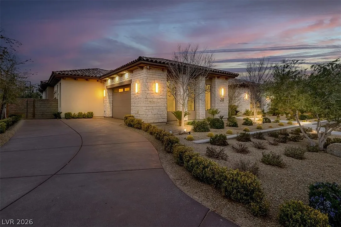 5 bed, 6.5 bath, 7855 sqft, $25,000 — Photo 3