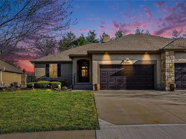 4005 SW Homestead Dr, Lees Summit, MO 64082