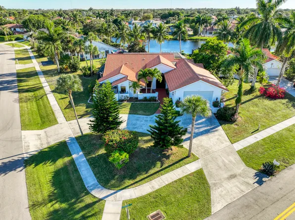 12820 Leeds Court, Wellington, FL 33414