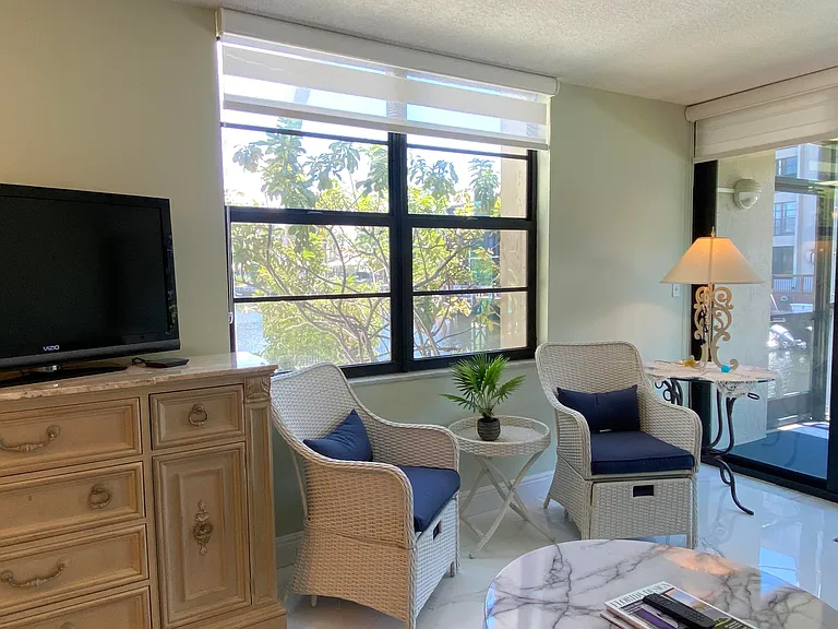 2 Royal Palm Way #101 — Photo 17