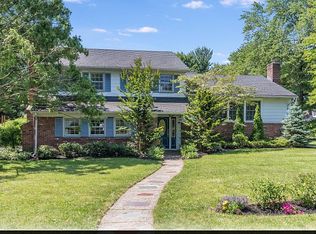 6 William Pl, Glen Rock, NJ 07452