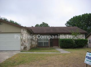 9762 Heritage Farm, San Antonio, TX 78245