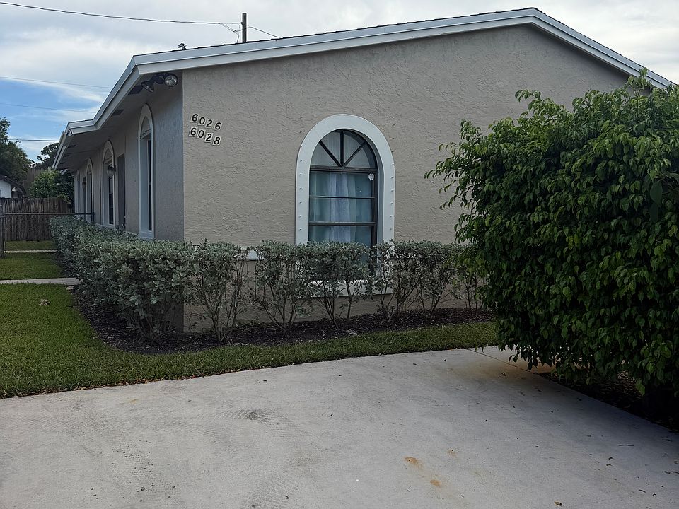 1st image of 6028 Loree St
