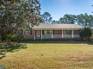 597 S College St, Metter, GA 30439