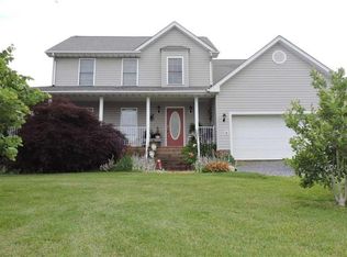 21 Greenville Farm Ln, Staunton, VA 24401