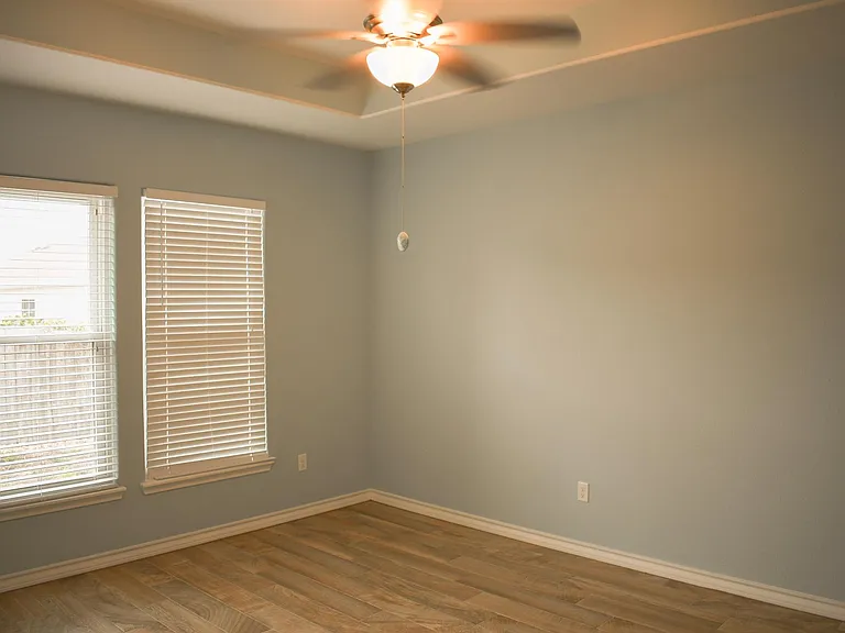 15845 Grenadine Dr — Photo 37
