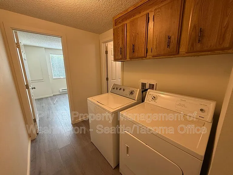 907 SW Holden St #2 — Photo 8