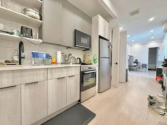 Rented by Doorway NYC, LLC | media 12