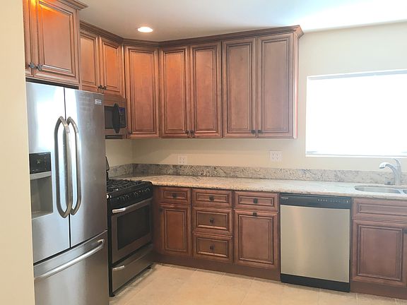 2nd image of 8028 Blackburn Ave