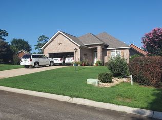400 Victoria Ct, Macon, GA 31220