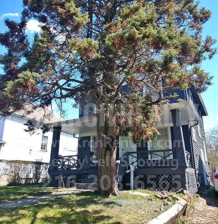 1st image of 3395 E 135th St