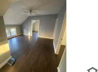 37 Forest St APT 3, Fall River, MA 02721