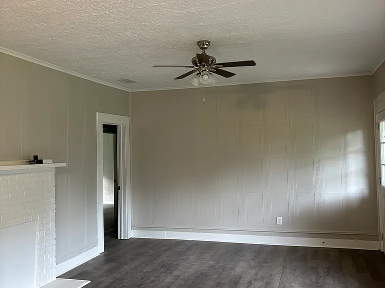 88 County Road 151 — Photo 2