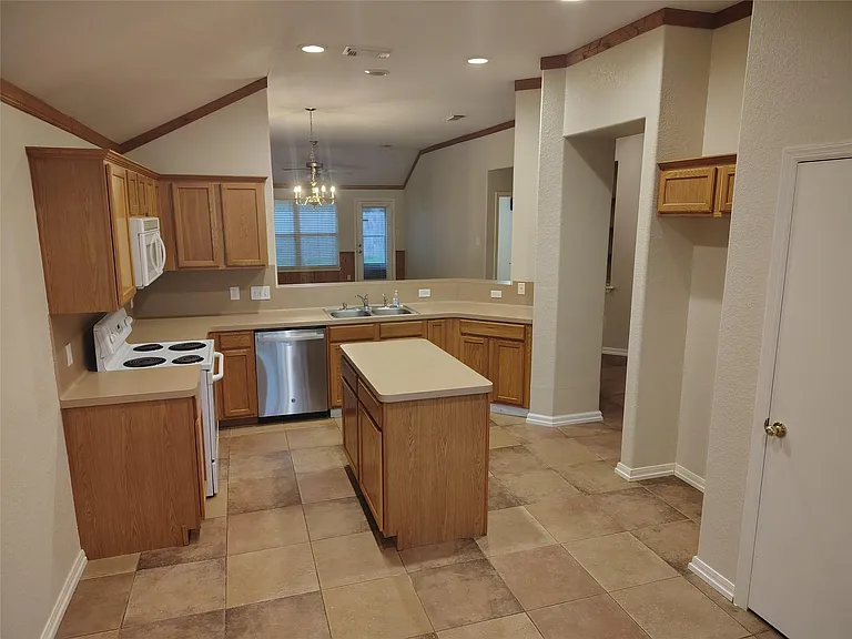 13003 Bramford Point Ln — Photo 3