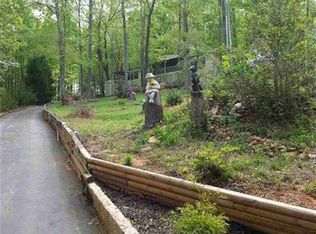 27 Boulder Crest Ct, Travelers Rest, SC 29690