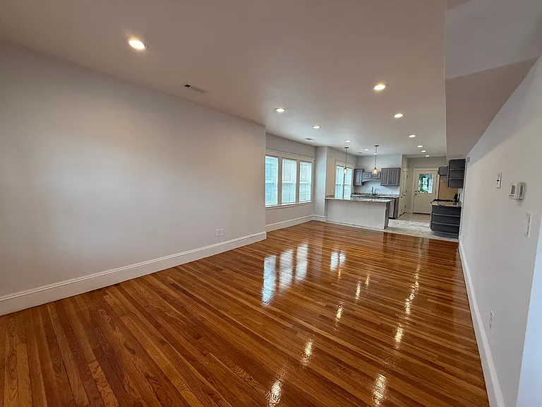 269 Belgrade Ave #3 — Photo 7