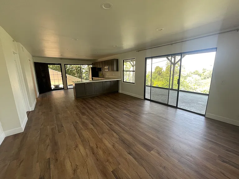 1825 Park Dr #C — Photo 6