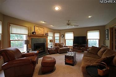 3rd image of 400 Northwood Dr