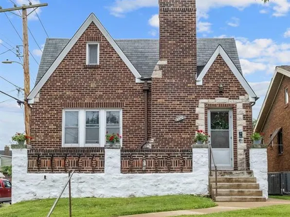 4932 Fairview Ave, Saint Louis, MO 63139