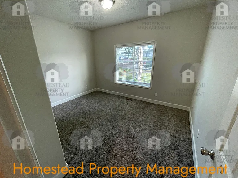2772 Bastille Ave SE — Photo 16