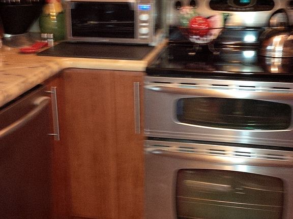 4th image of 980 NW North River Dr APT 123