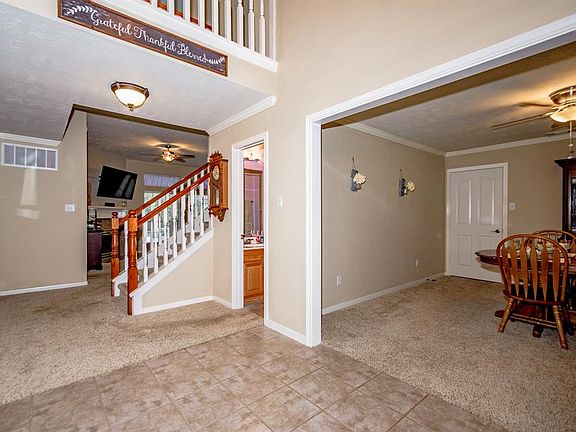 5th image of 111 Clear Creek Meadows Dr