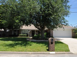 7678 Marthas Way, Navarre, FL 32566