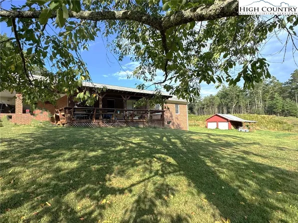 420 Ore Valley Road, Laurel Springs, NC 28644