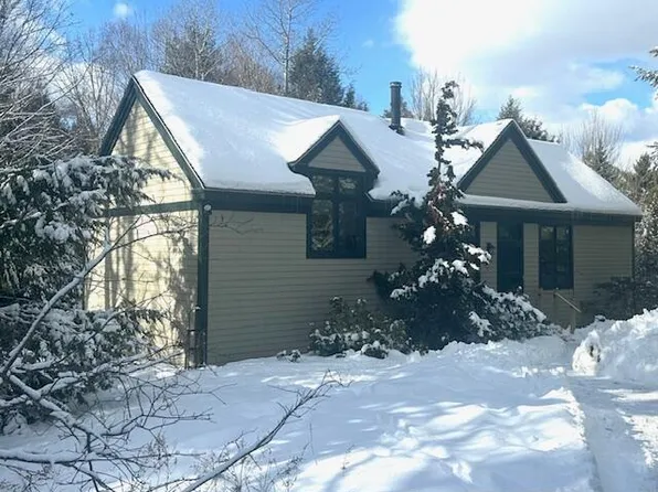 42 Jackson Road, Hope, ME 04847