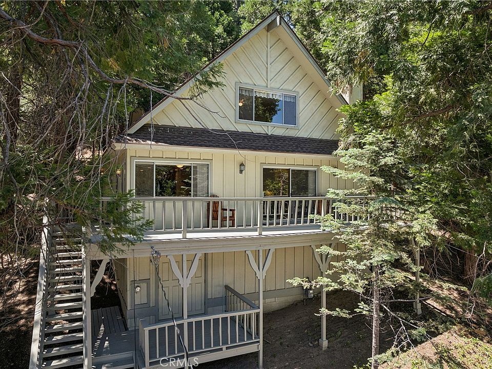 1st image of 28597 Saginaw Ct