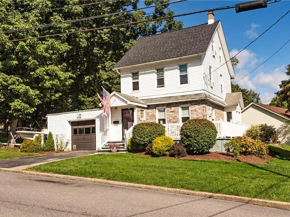 705 Chestnut St, Bangor, PA 18013