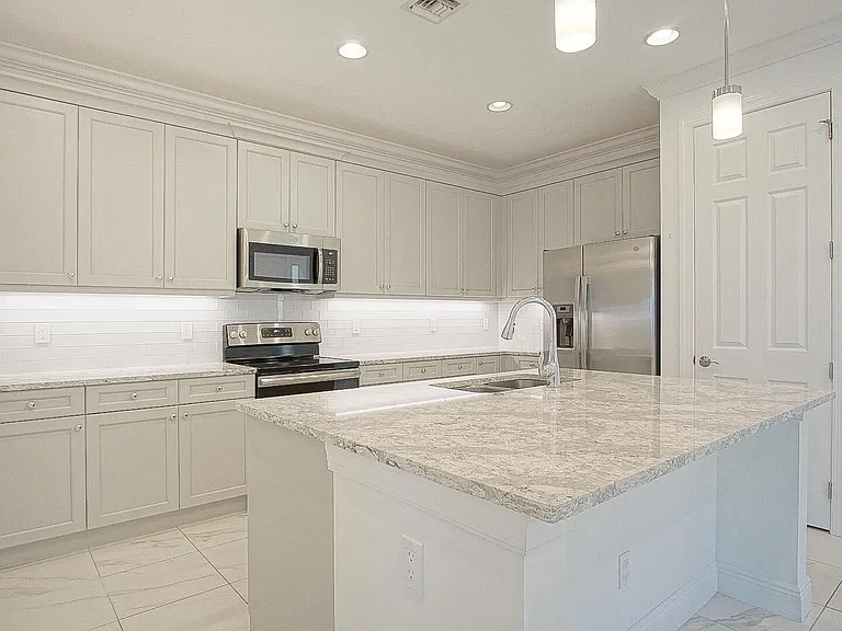 24060 SW Firenze Way — Photo 5