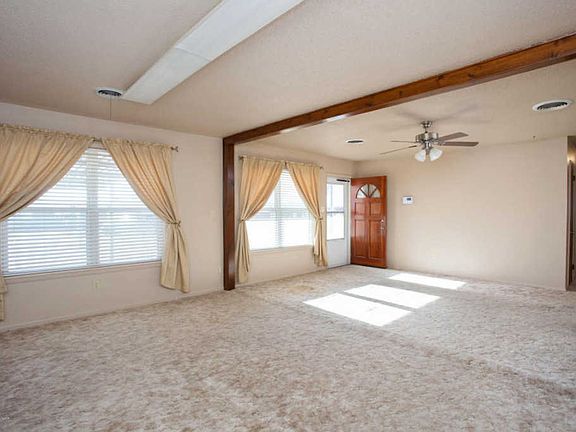 4th image of 1731 Walker Dr
