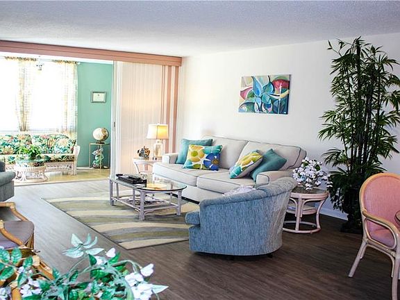 4th image of 19029 Us Highway 19 N APT 6-1