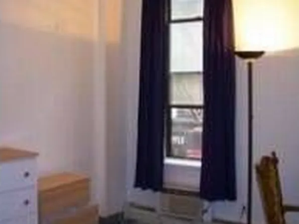 164 Saint Johns Pl, Brooklyn, NY 11217