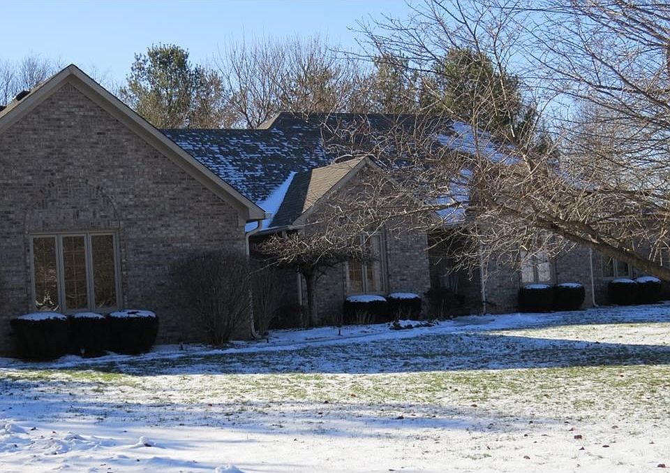 1st image of 9820 N Briarway Ln