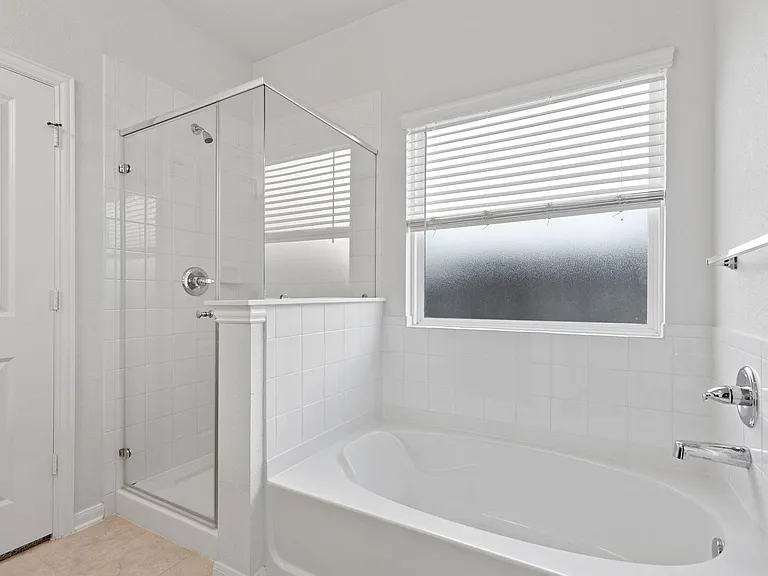 5319 Rivers Edge Dr — Photo 13
