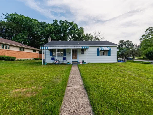 122 Turnpike St, Irwin, PA 15642