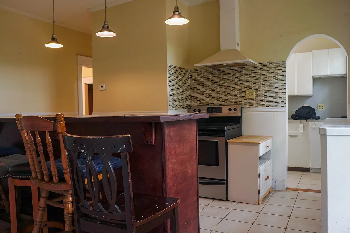 Building Photo - 15 Montvale Rd #2