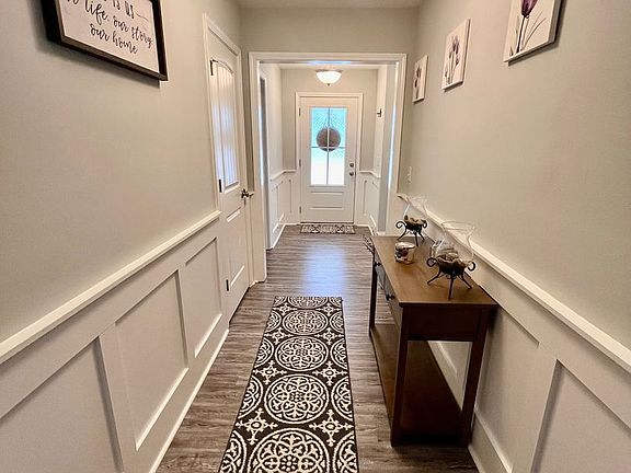 3rd image of 300 Long Pond Dr