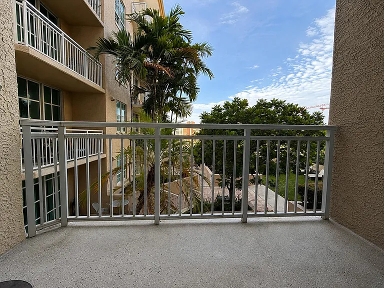 410 Evernia St #506 — Photo 12