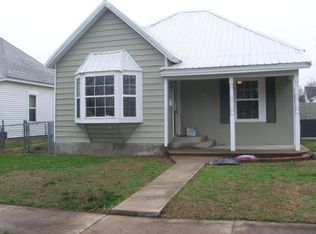 613 N Pennsylvania St, Webb City, MO 64870