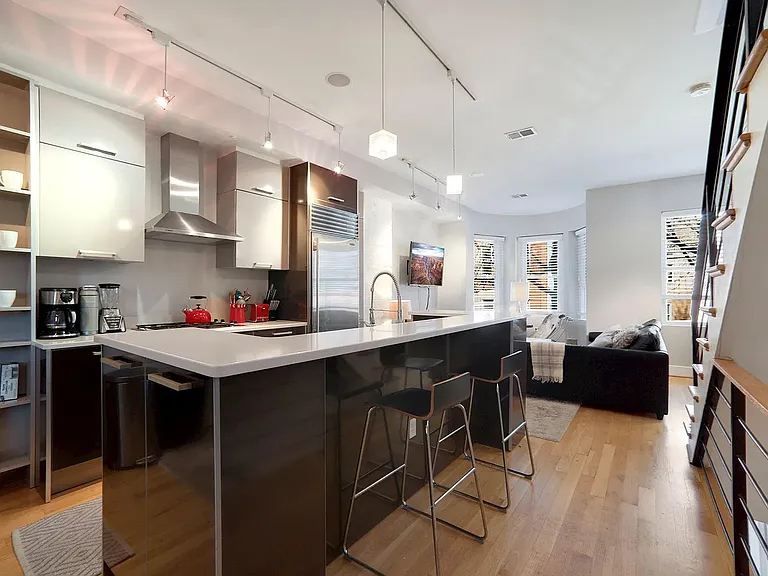 1538 Swann St NW #2 — Photo 6
