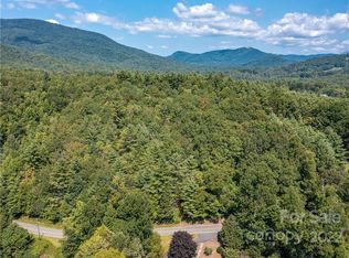 99 Gouges Creek Rd, Spruce Pine, NC 28777