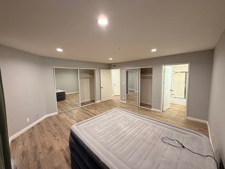 617 Orange Grove Ave #A — Photo 11