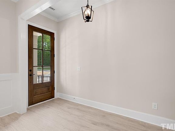 4th image of 1133 Laurelwood Dr