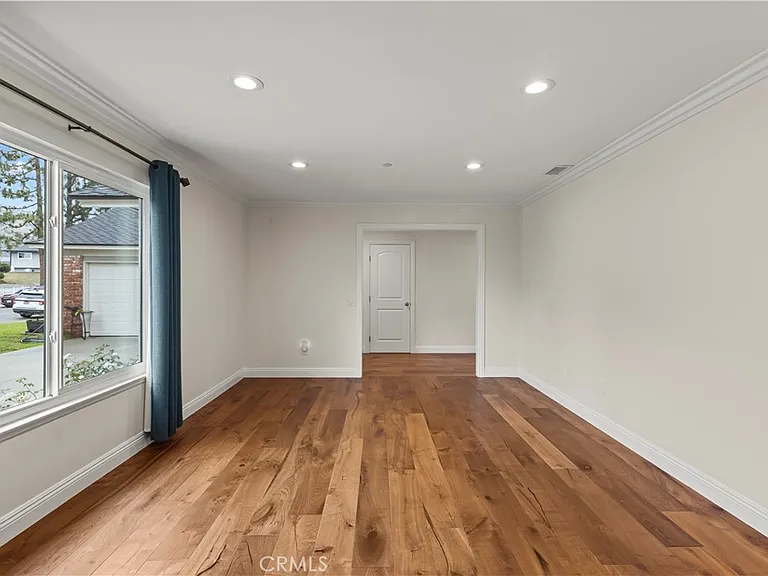 1096 Canyon View Dr — Photo 21